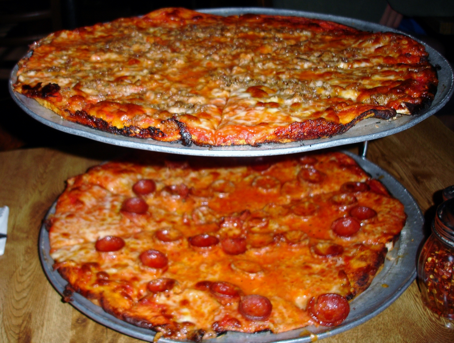 11 American Pizza Styles Left At The Fork